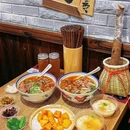 窄巷口生烫牛肉米线(下渡路店) - 广州市旅游 缩略图 1