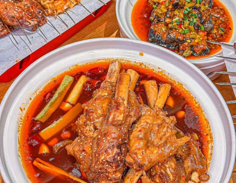 好朋友· 烧烤·麻辣羊拐·特色馋嘴蛙(焦王庄店) - 北京市旅游 1