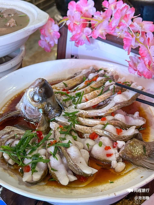老宅藕香武昌鱼·非遗藕汤湖北菜(黄鹤楼新店) - 武汉市旅游