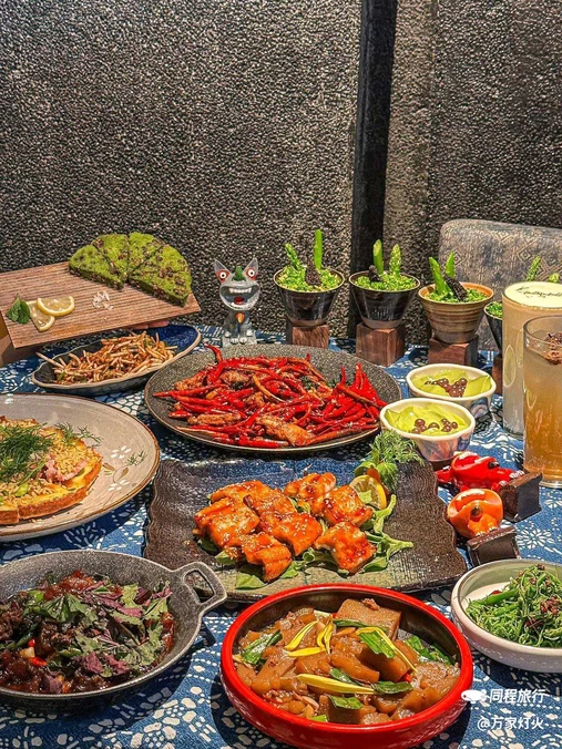 苍山云贵Bistro(万象天地店) - 上海市旅游