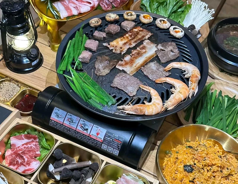 禄雾烤肉·餐酒吧 - 重庆市旅游 1