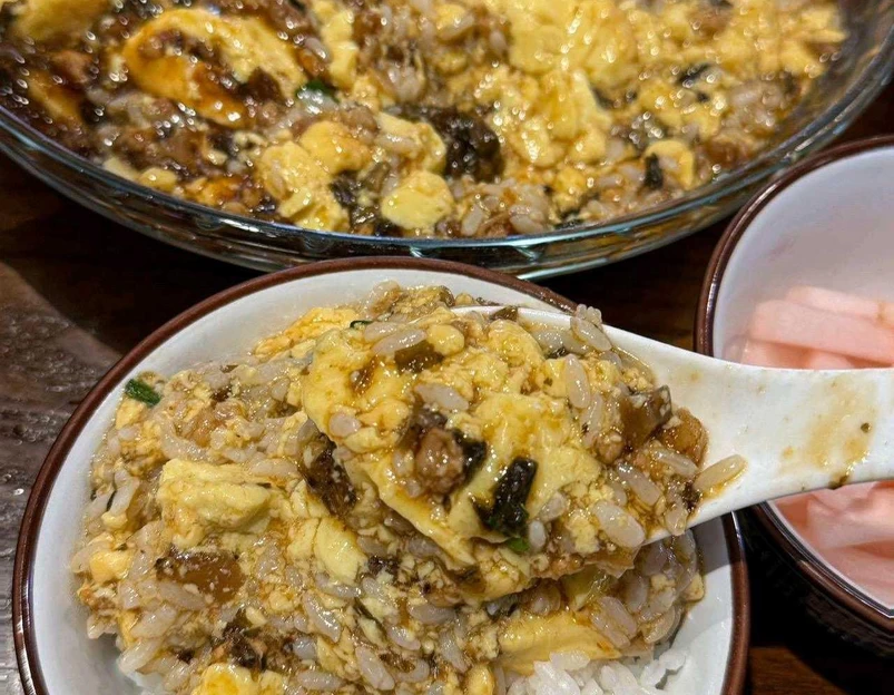 灶房东江湖菜(鎏嘉码头店) - 重庆市旅游 1