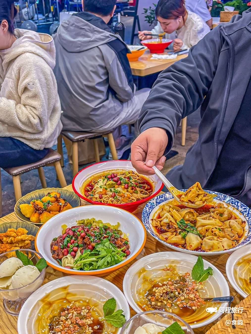 巴渝寻味面馆(固戍地铁站店) - 深圳市旅游