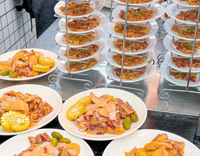 小笨鸡·潮汕炭煲(杭州首店) - 杭州市旅游 1