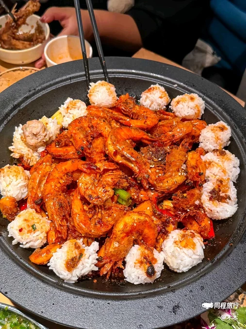六月雪绵阳干锅(三利爱琴海店) - 成都市旅游