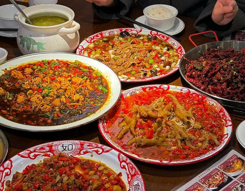 张公猛火自贡爆炒(德商店) - 成都市旅游 1