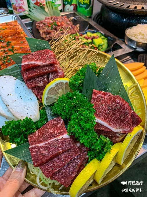 望京三姐·地桌烤肉(望京店) - 北京市旅游