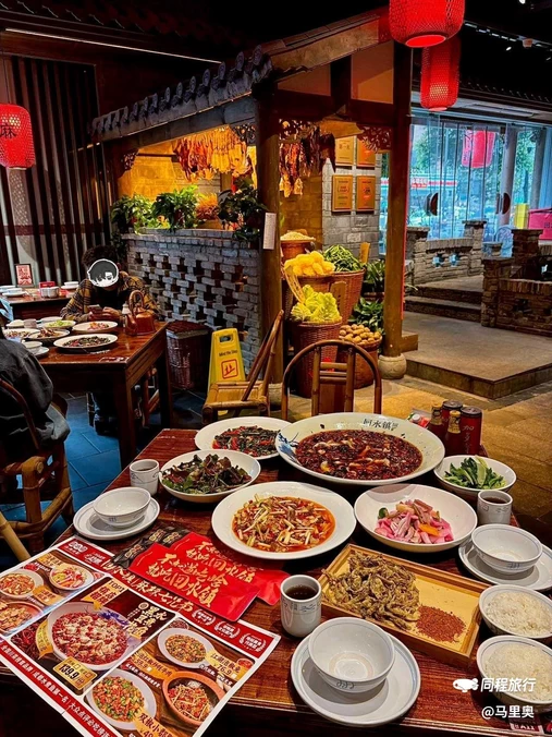 回水镇江湖川菜(太古里店) - 成都市旅游