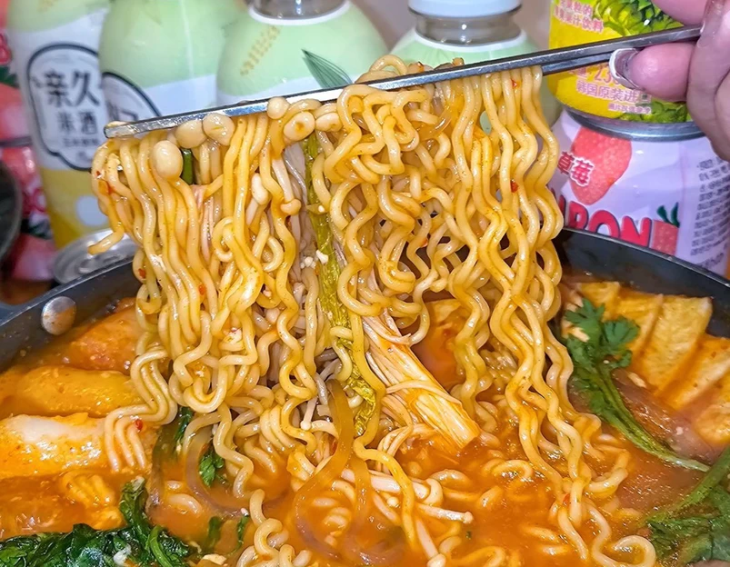 新景福韩国料理(华侨城店) - 深圳市旅游 1