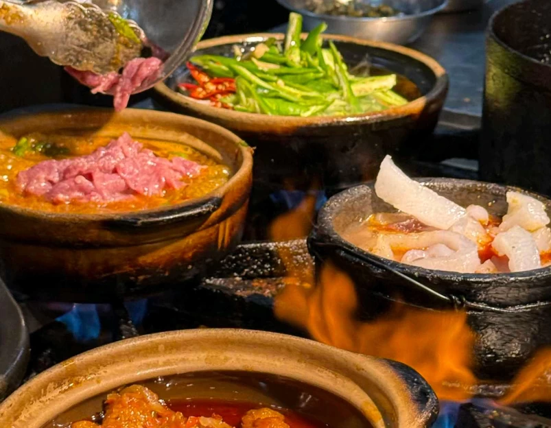 马小英鲜牛肉砂锅(天府公寓店) - 成都市旅游 1