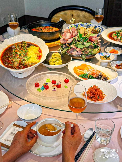 山奈·四季宴餐厅RESTAURANT(棕榈泉店) - 重庆市旅游