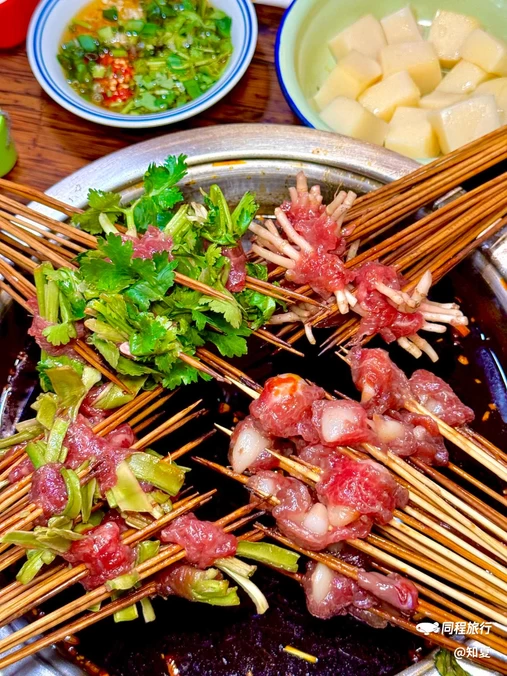 杨校长·老成都串串香火锅(总店) - 玉林市旅游