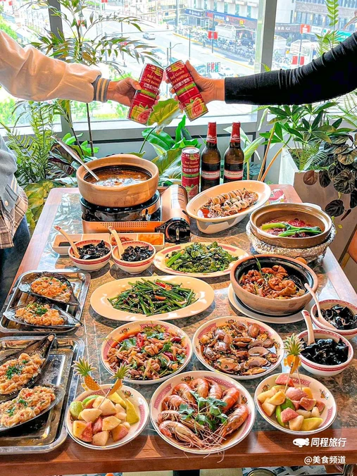 凤添吉·小海鲜醉鸡煲·广式排挡(紫荆广场店) - 上海市旅游