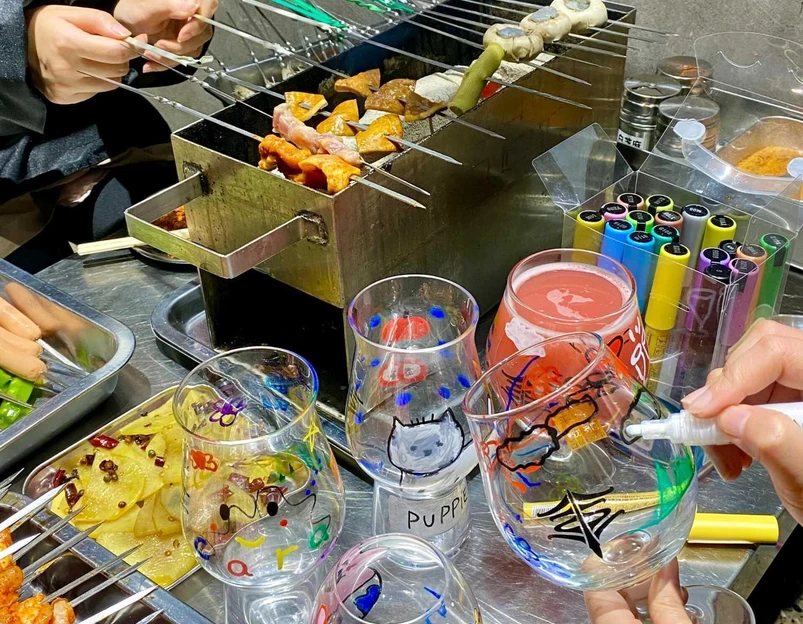 合平酿造·精酿小炉子烤串(鎏嘉码头店) - 重庆旅游 1