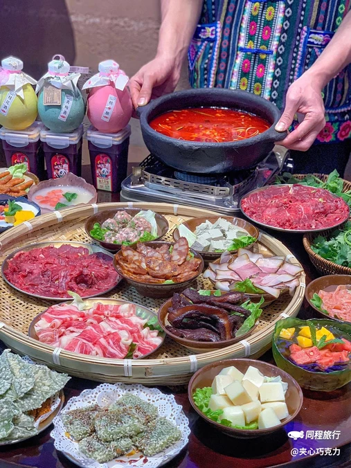黔有朋贵州酸汤牛肉火锅(坂田总店) - 深圳市旅游