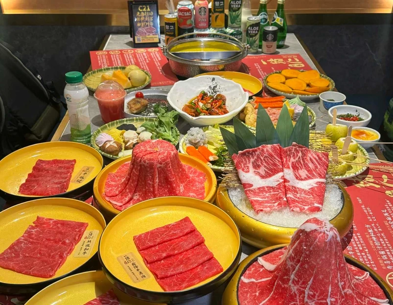 一绪に寿喜烧(园区新光天地店) - 苏州市旅游 1