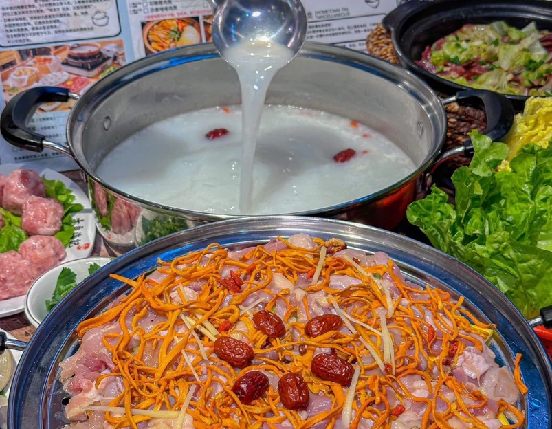 大良海记脆鲩鱼粥底火锅·桑拿脆皮鸡煲(宝安店) - 深圳市旅游 1