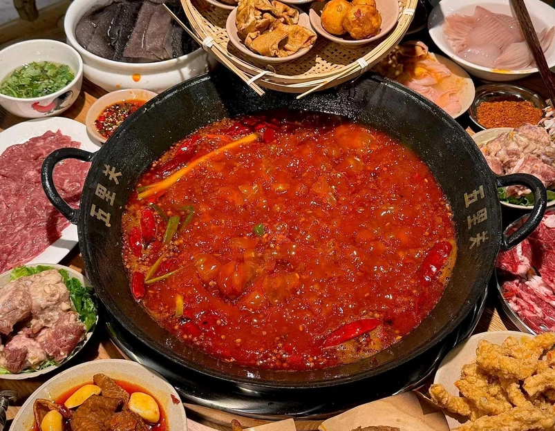 五里关火锅(小关庙店) - 成都市旅游 1