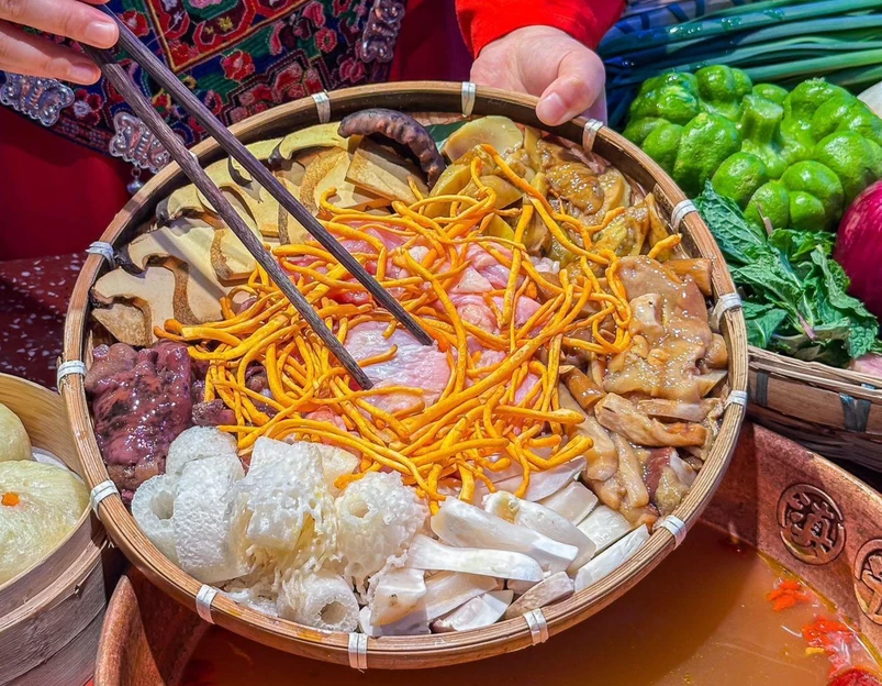 滇牛云南酸菜牛肉火锅(深圳首店) - 深圳市旅游 1