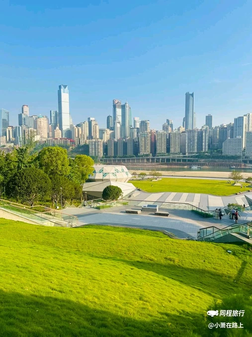 钻石广场 - 重庆市旅游
