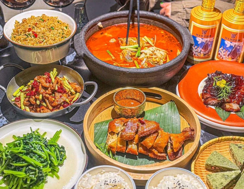 山喔喔·云贵川Bistro(徐汇万科店) - 上海市旅游 1