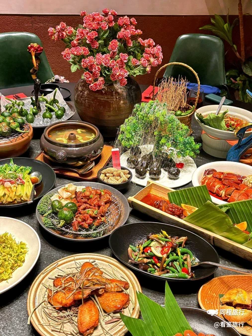雀舞·私食(香港中路庭院店) - 青岛市旅游