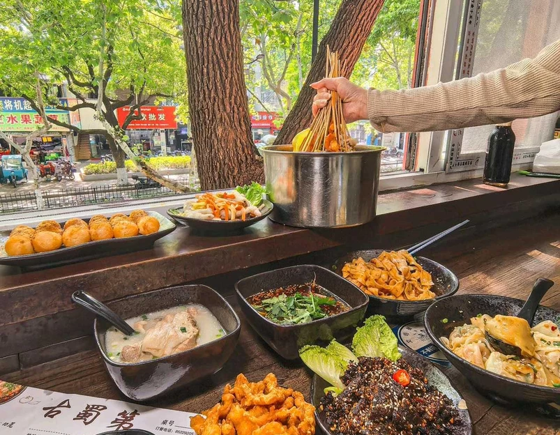 古蜀第·10年老成都冷锅串串小馆(河东路店) - 杭州市旅游 1