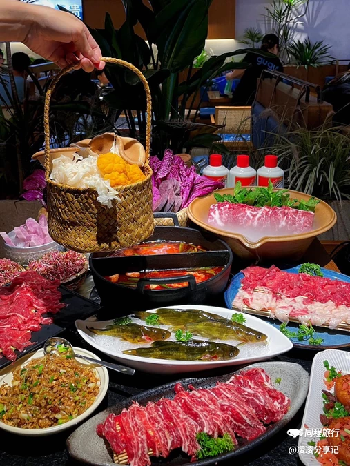 酸咕咕·贵州酸汤火锅(罗湖宝能店) - 深圳市旅游