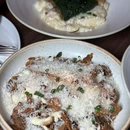 Automix 轧闹忙 bistro(巨鹿路店) - 上海市旅游 缩略图 3