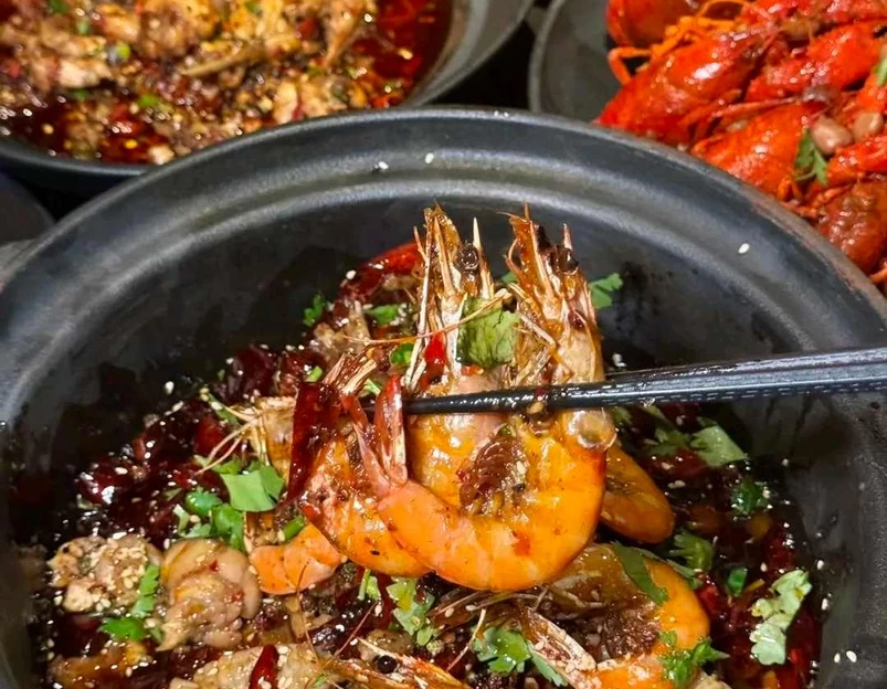 成都伊势丹百货(春熙店) - 成都市旅游 1