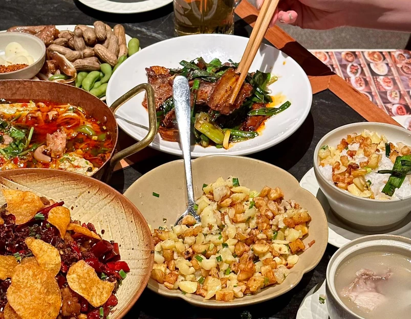 院8里·东郊伙食团(东郊记忆店) - 成都市旅游 1