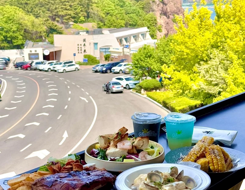背光SHADE SUN Cafe&Bar - 大连旅游 1