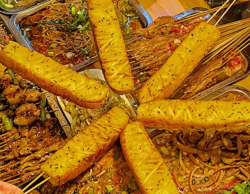 赖小妹·宜宾传统烧烤(东郊记忆店) - 成都市旅游 1