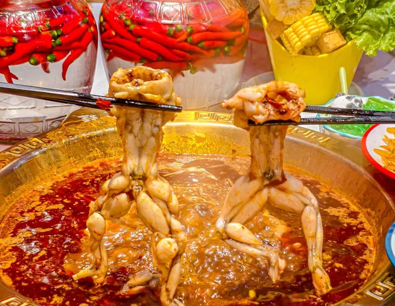 馋食蛙·重庆·美蛙肥肠鱼·夜宵(天津总店) - 天津市旅游 1
