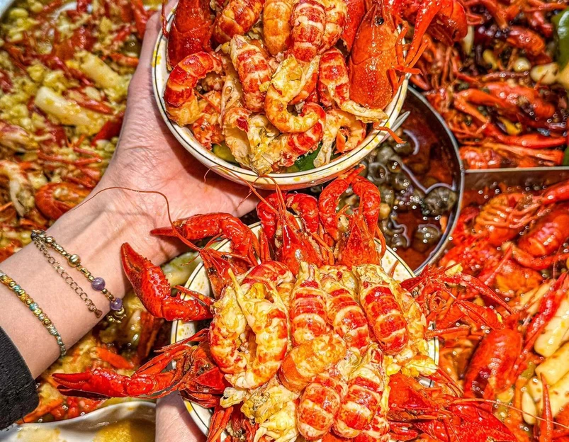 拙味兄弟龙虾·鲜活·烧烤(朗晴假日店) - 中山市旅游 1