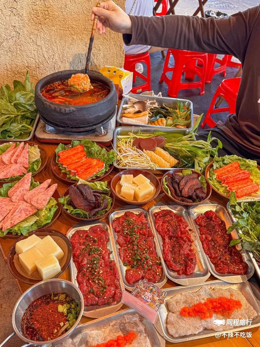 黔有财·贵州地摊酸汤火锅(白石洲店) - 深圳市旅游