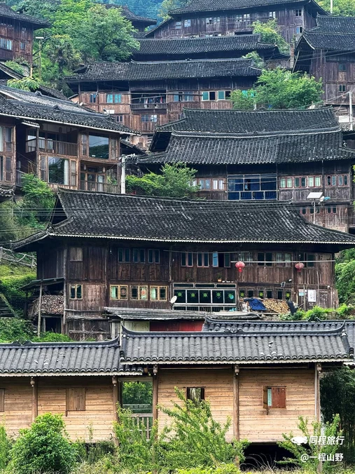 西江千户苗寨景区 - 黔东南苗族侗族自治州旅游