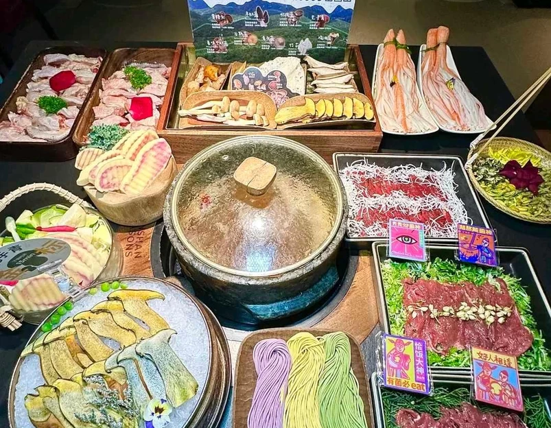 中影德金国际影城(丽影店) - 广州市旅游 1