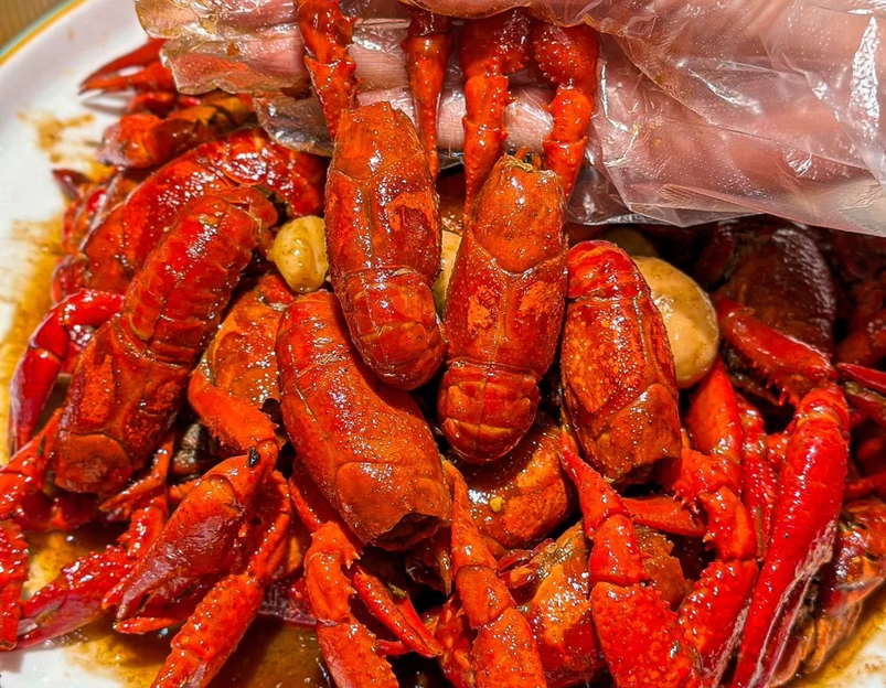 潜江油焖大虾·深圳总店(民治分店) - 深圳市旅游 1