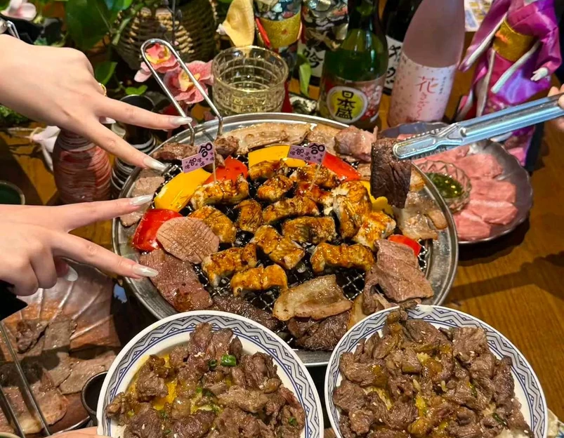 御子牛蔵·炭火烧肉(海伦中心店) - 上海市旅游 1