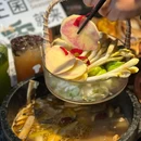 芸山季·云南野生菌火锅(月星环球港店) - 上海市旅游 缩略图 5