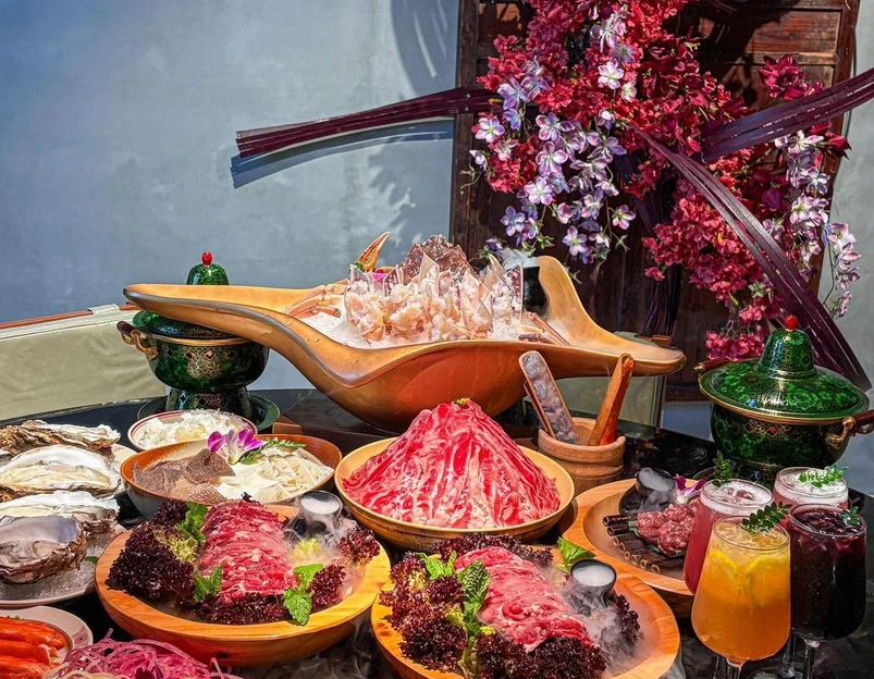 戴锤锤·砂锅慢煨老火锅(汉口江滩店) - 武汉市旅游 1