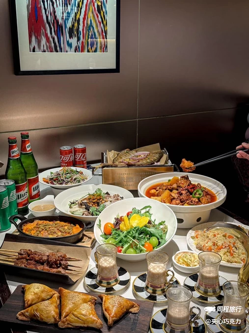 清真·卡德尔大叔新疆主题餐厅(龙汇路店) - 上海市旅游
