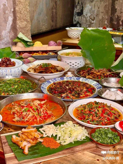 杨记隆府重庆江湖菜(春熙路店) - 成都市旅游