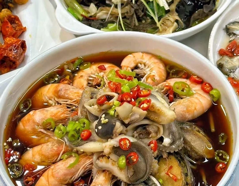 嘉年华澳乐购(奥特莱斯店)地下停车场 - 青岛市旅游 1