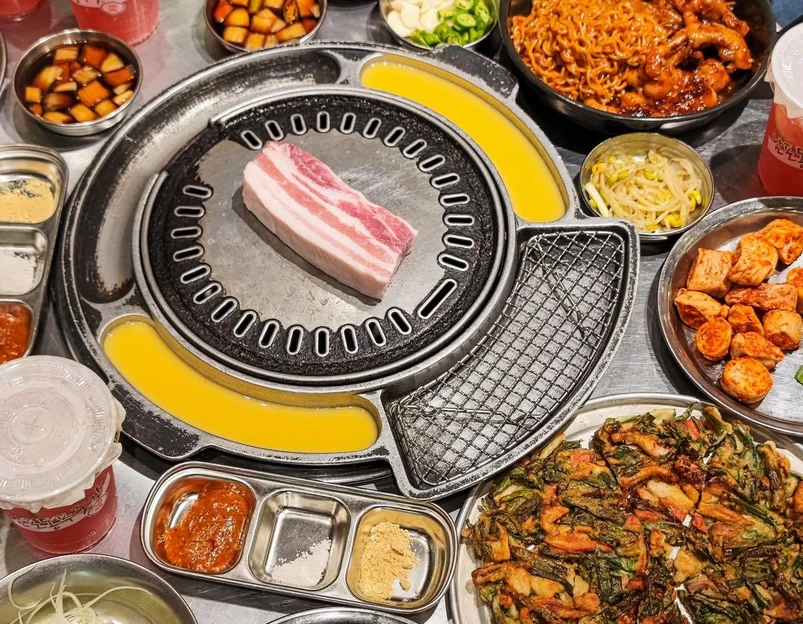 南浦洞肉铺(韩国街店) - 上海市旅游 1