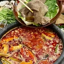 黔有财·贵州地摊酸汤火锅(郑州首店) - 郑州市旅游 缩略图 3