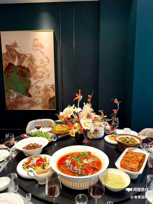 千寻湘·正宗湘菜经典粤菜(北滨路店) - 重庆市旅游