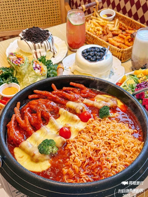 噜噜吖小食院(尹山湖歌林公园) - 苏州市旅游