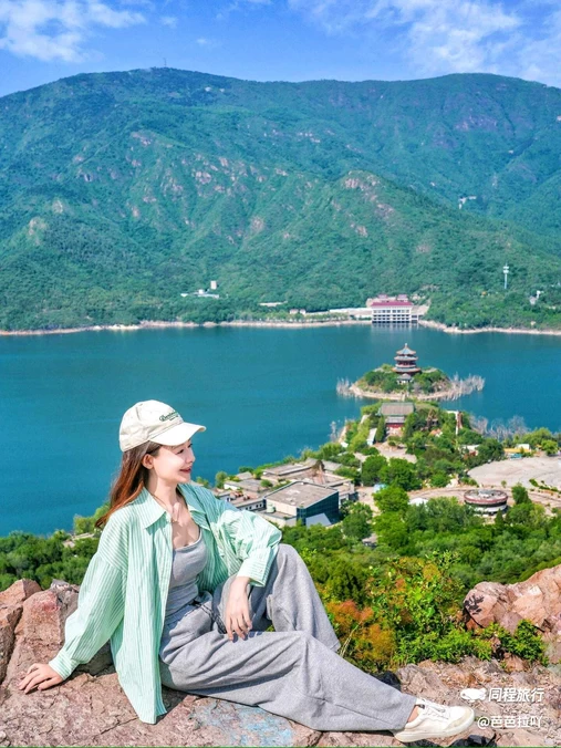 卧龙堂 - 北京市旅游